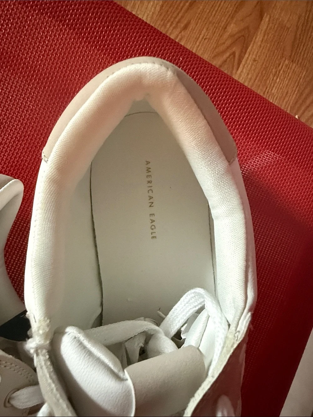 White and Beige Low-Top Sneakers - Picture 6 of 8